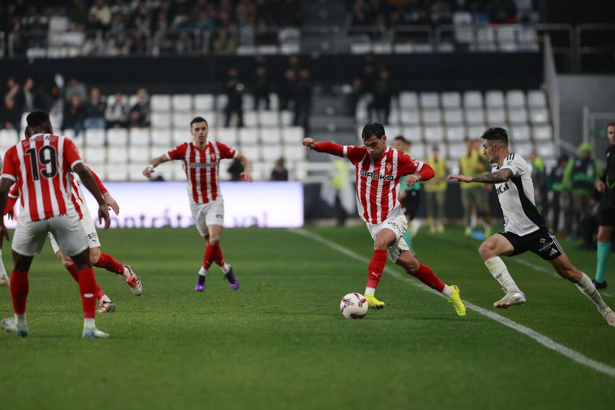EN IMÁGENES: Así fue el Burgos-Sporting, con gran desplazamiento de  la Mareona
