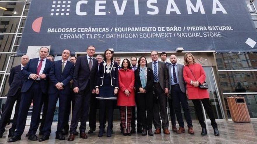 La ministra de Industria convocará al azulejo en Madrid en abril