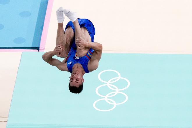 El español David Vega durante los clasificatorios de la prueba de trampolín masculino en los Juegos Olímpicos París 2024.