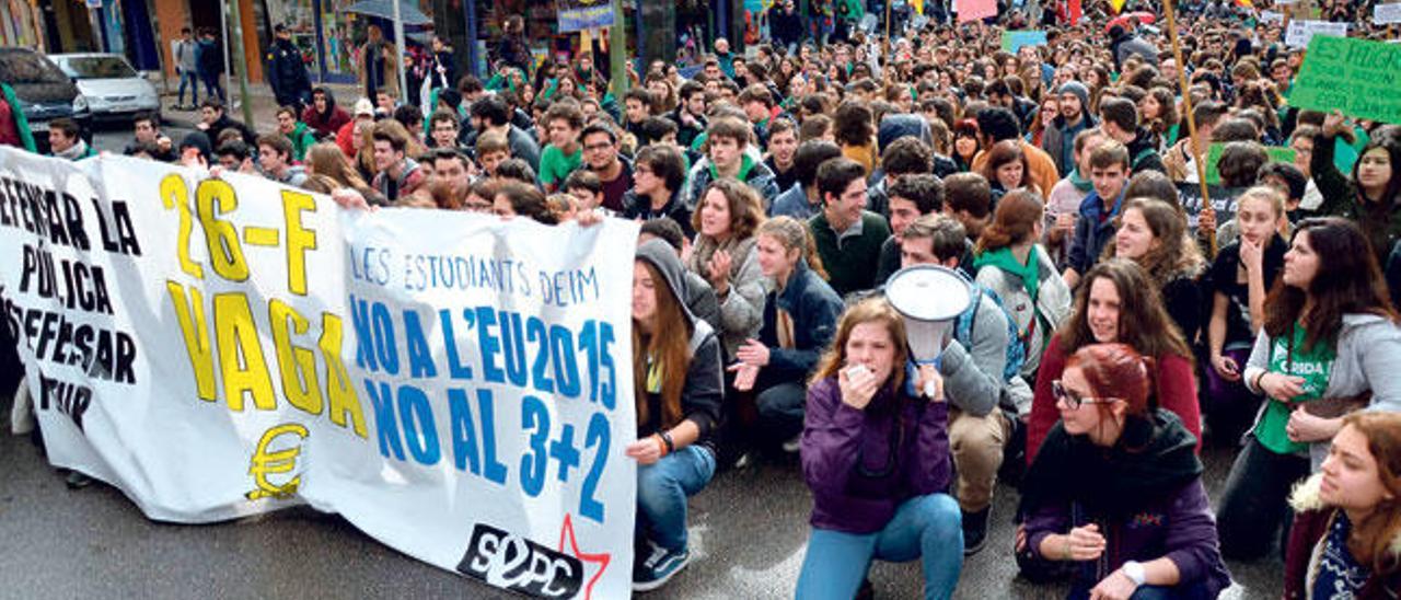 Herederos de Bolonia protestan contra la nueva reforma: cada generación tiene la suya.