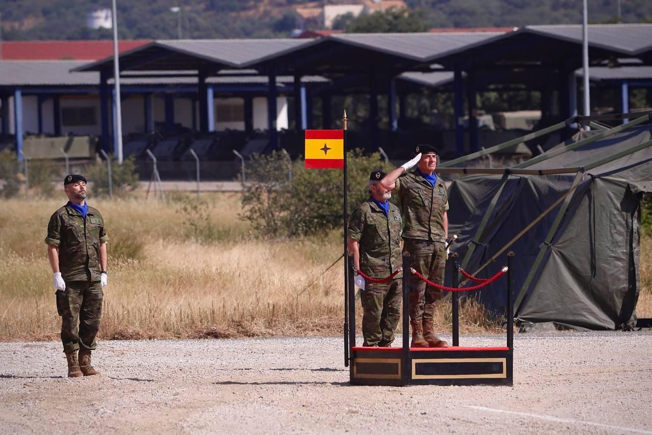 La BRI X celebra su 40º aniversario con una parada militar