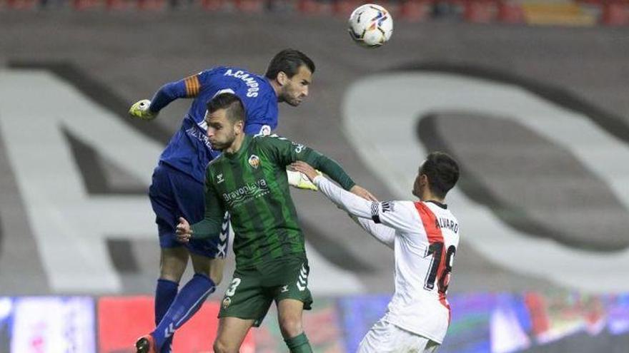 El Rayo fulmina a un Castellón cuya mejoría es insuficiente en Vallecas (2-1)