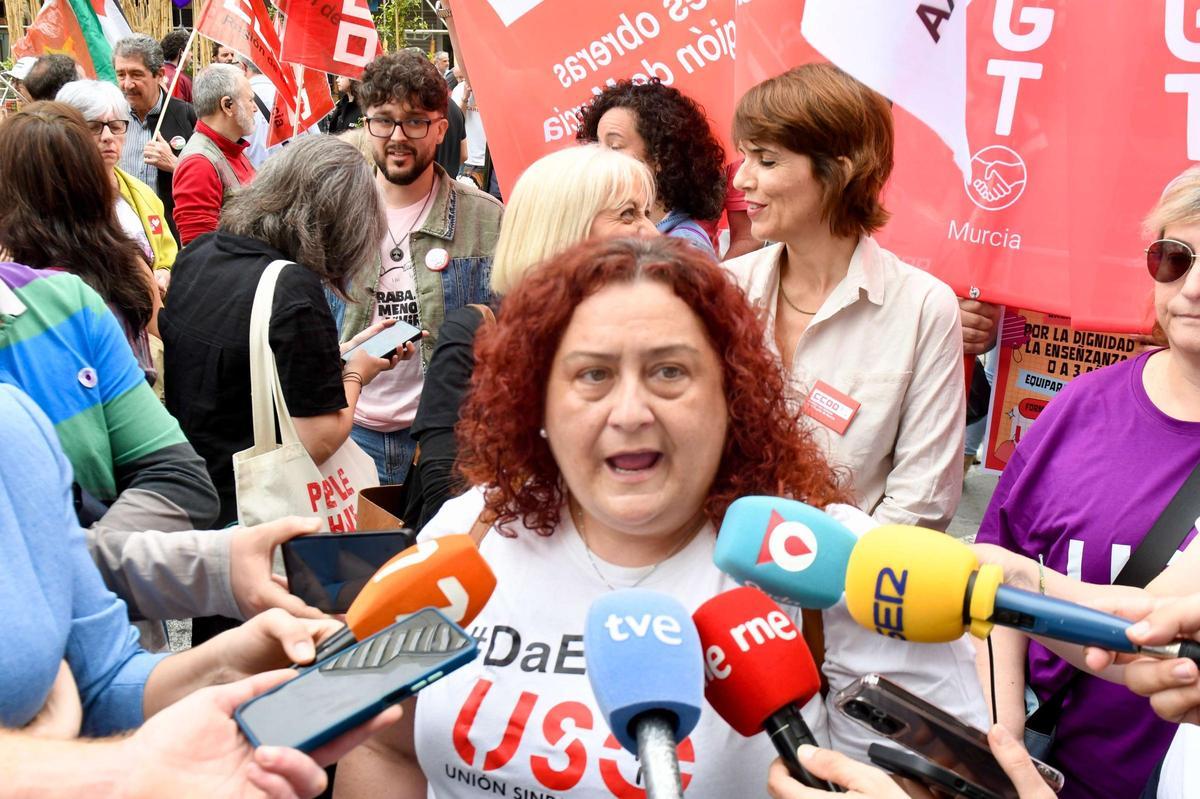 Todas las imágenes de la Manifestación por el Día del Trabajador en Murcia 2026