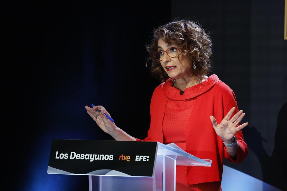 María Jesús Montero.