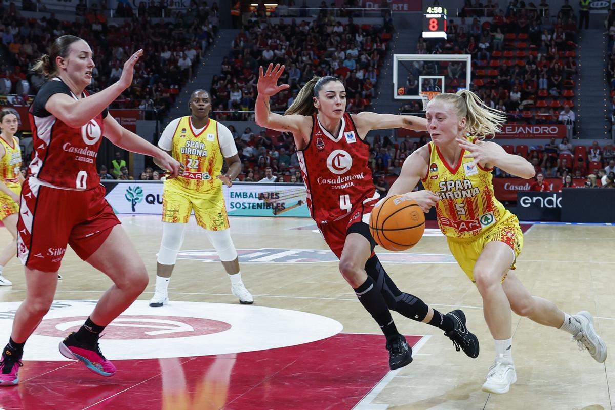 Derrota clara del Spar Girona en la pista del Casademont Zaragoza