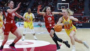 Derrota clara del Spar Girona en la pista del Casademont Zaragoza