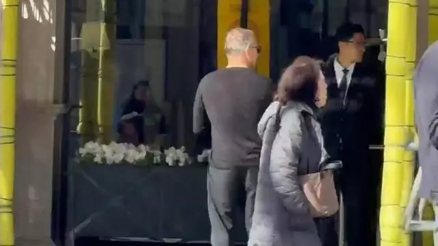 Cumbre de Hansi Flick con Pini Zahavi en Barcelona