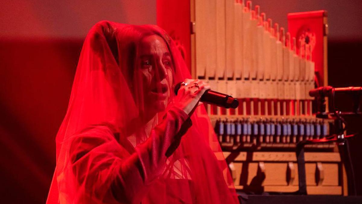 Maria Arnal, cantante de pop experimental