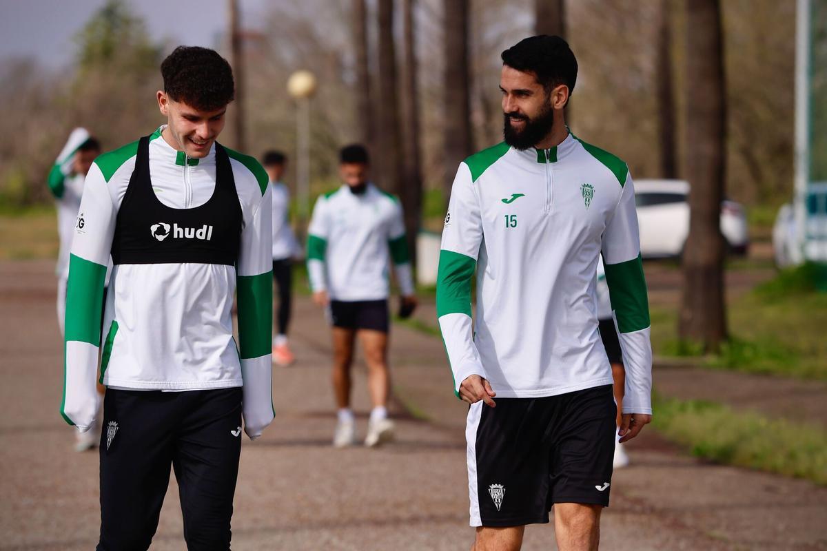 Xavi Sintes junto a Trilli en un entrenamiento del Córdoba CF la pasada semana