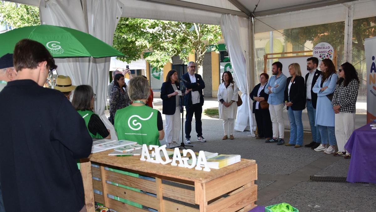 Un momento de la inauguración de la Feira da Saúde e Benestar de Ames.