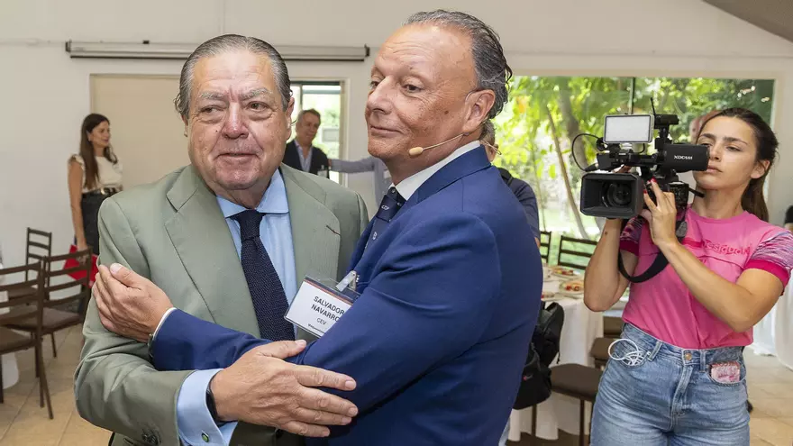 Desayuno organizado en Elche por el movimiento Quiero Corredor