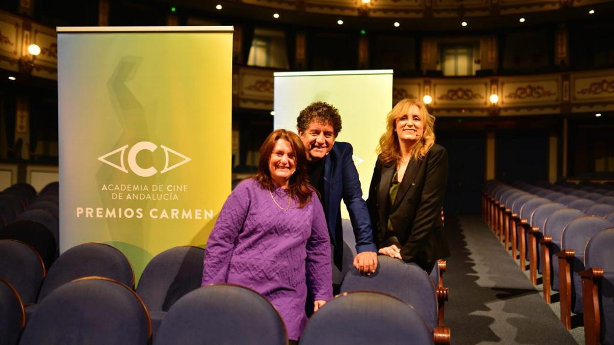 Adelfa Calvo, Pedro Casablanc y Marta Velasco en la lectura de los nominados a los I Premios Carmen