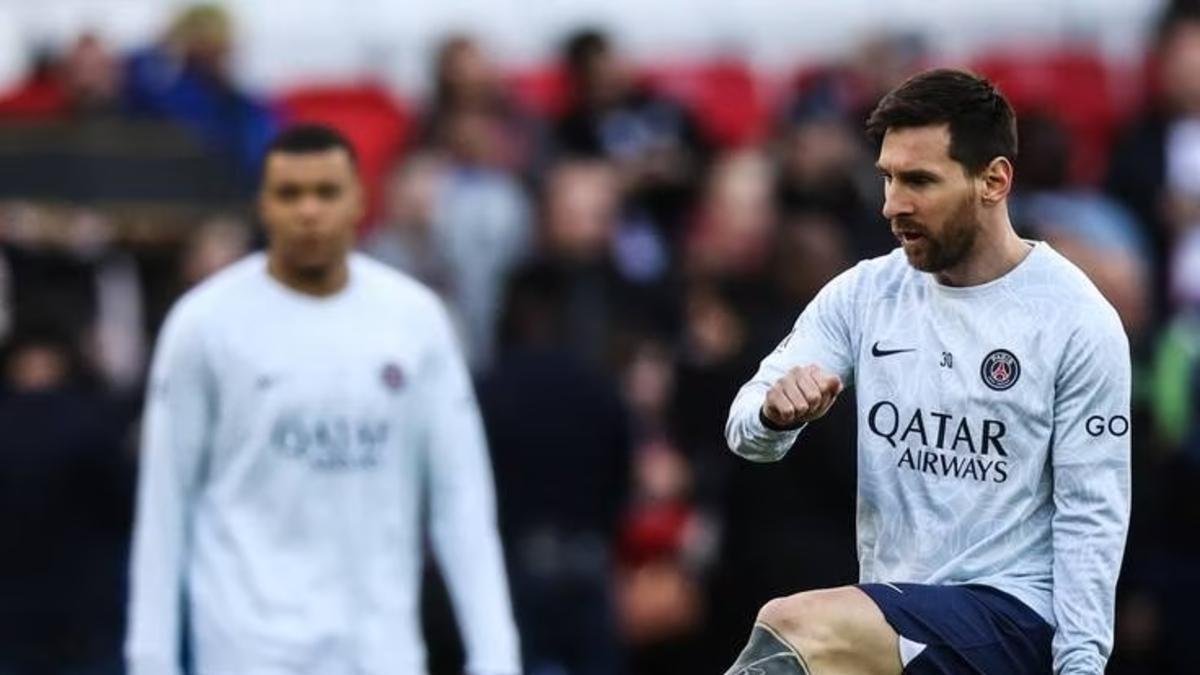 Messi durante el calentamiento del PSG-Rennes