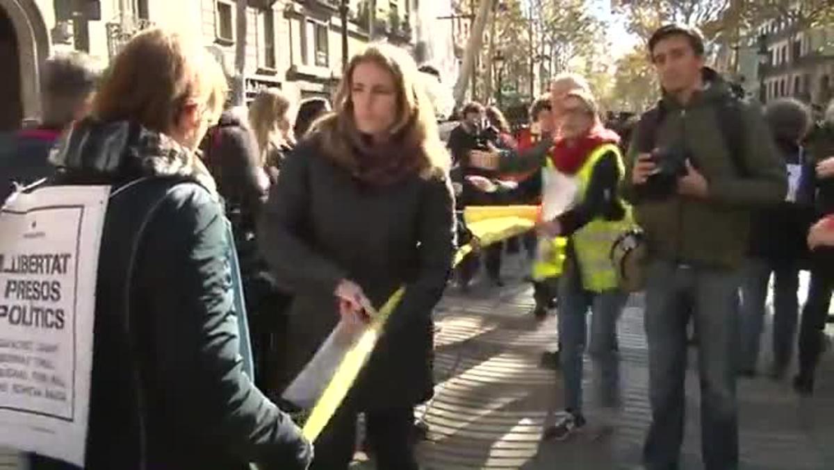 S’han manifestat contra l’empresonament de consellers i l’aplicació de l’article 155.