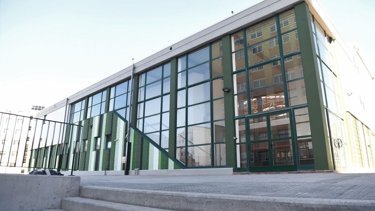 Vista exterior del polideportivo de Monte Alto.