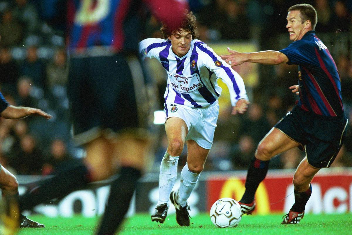 Tote, en su etapa como jugador del Real Valladolid, en un partido frente al Barça.