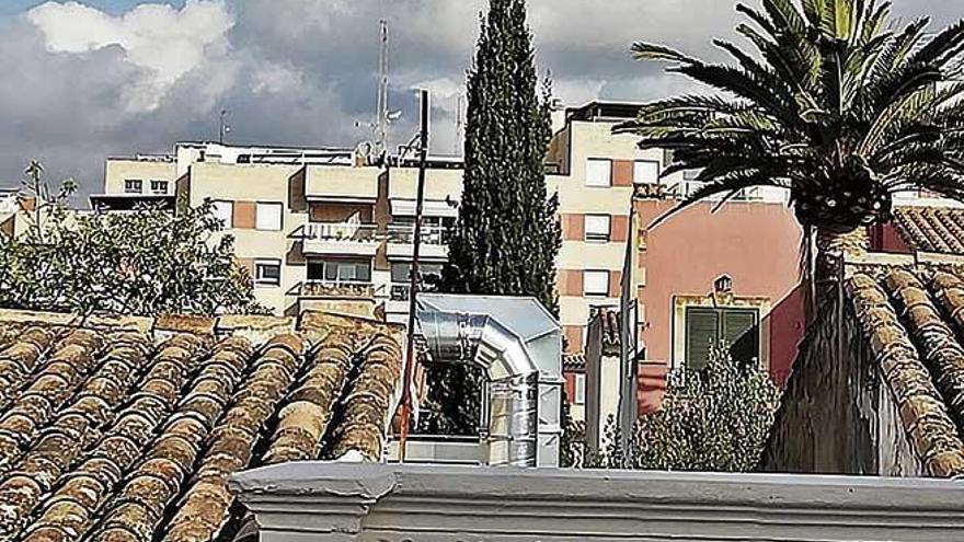 Los vecinos ya denunciaron las obras en Alzina 40 porque &quot;no eran propias de una vivienda unifamiliar&quot;.