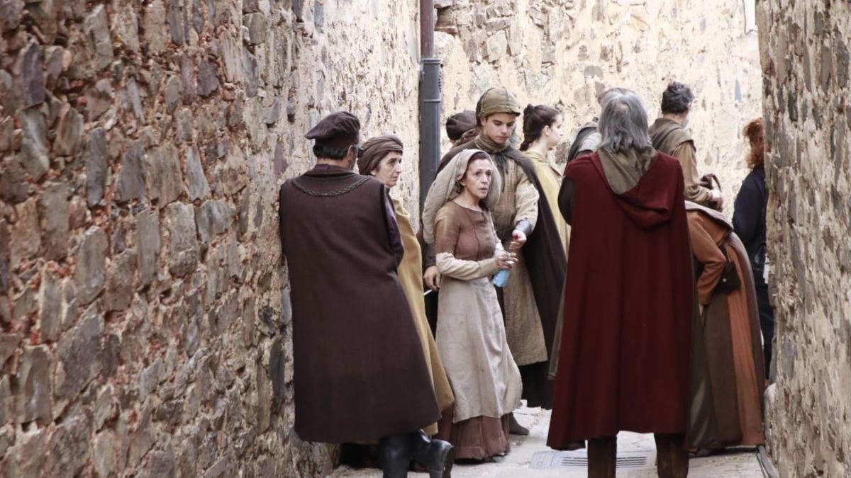 Figurantes durante el rodaje de &#039;La casa del dragón&#039; en Cáceres.