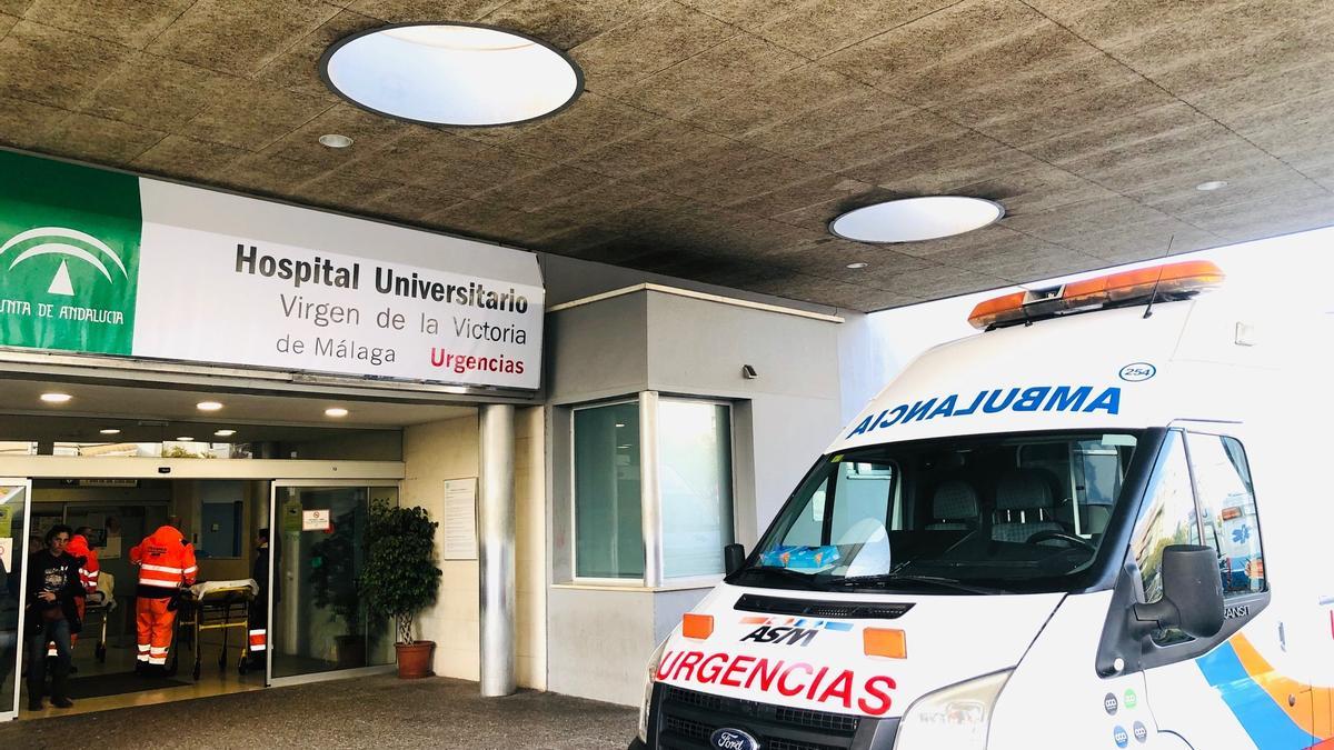 Las mujeres fueron evacuadas al Hospital Clínico.