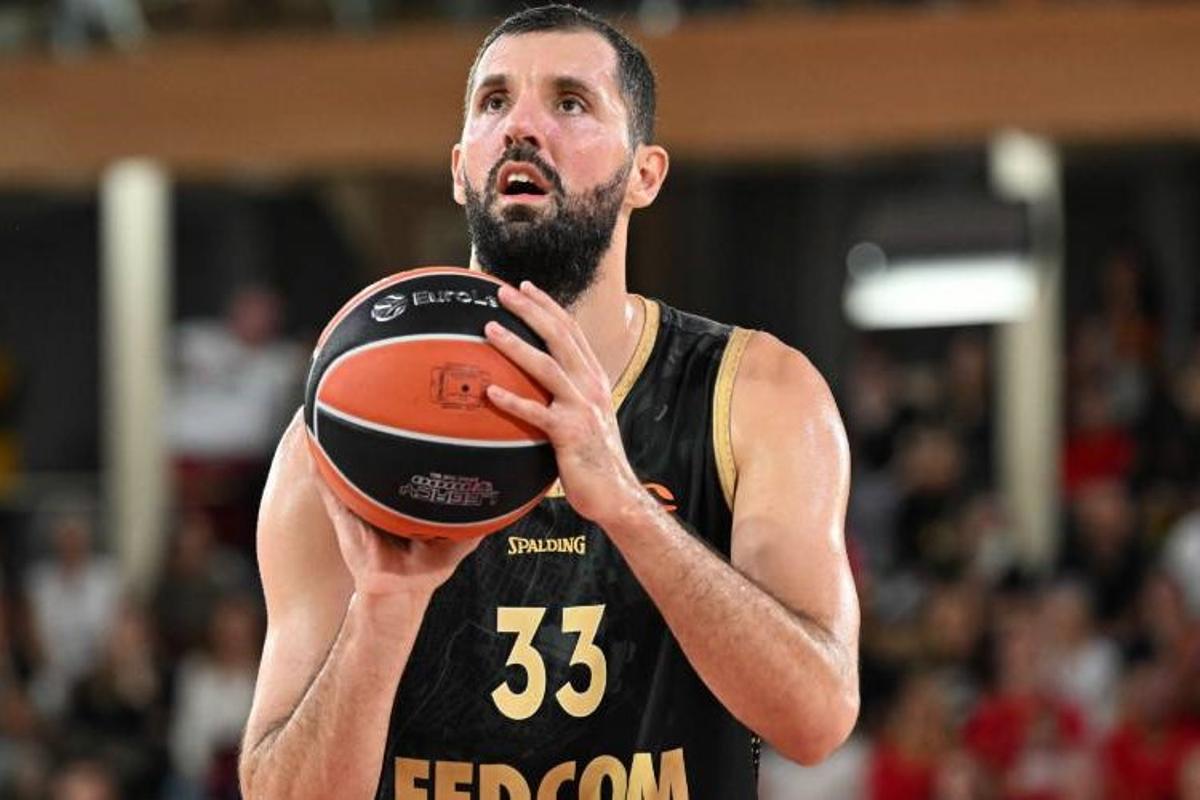 Mirotic podría no volver a jugar con el AS Mónaco esta temporada si no mejora de su lesión y debe pasar por el quirófano