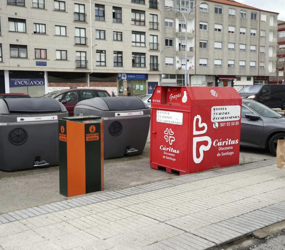 Uno de los contenedores del programa en Vilagarcía. | NOÉ PARGA