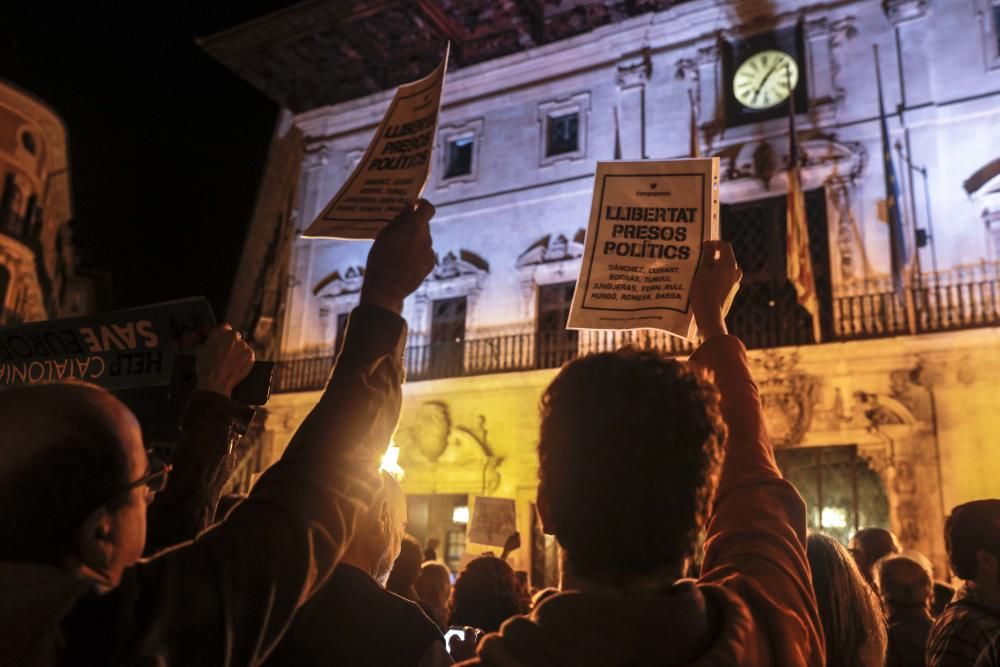 1.500 Mallorquiner demonstrieren für die Freilassung der politischen Gefangenen