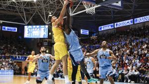 63-79. El Barça acaba con un combativo Breogán en el último cuarto