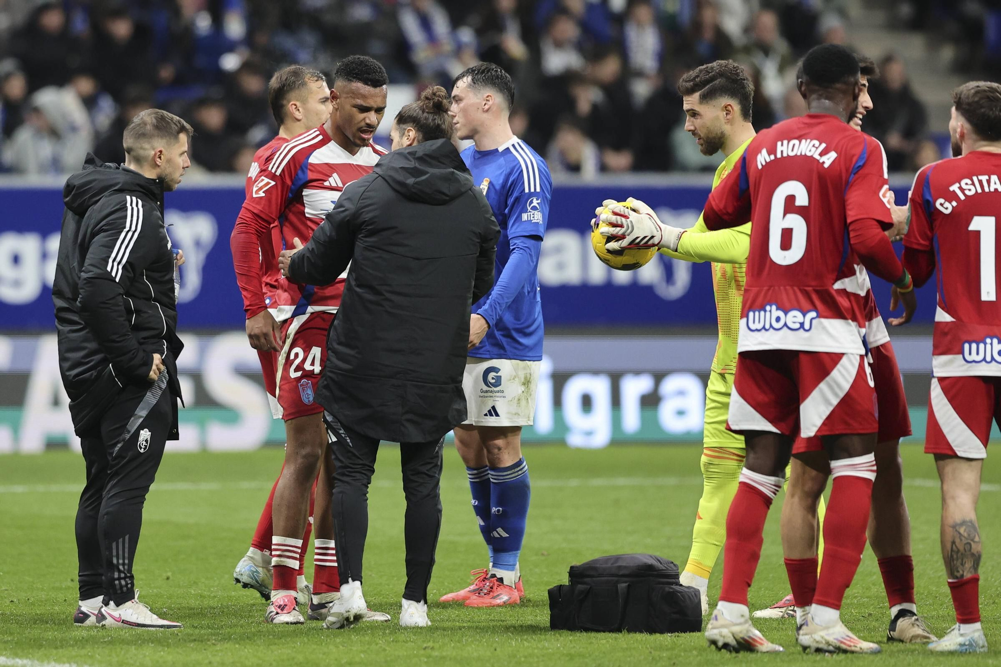Así fue el partido (en imágenes) entre el Real Oviedo y el Granada