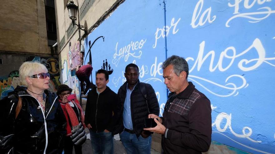 Langreo pinta un mural para reconocer los derechos de los colombianos