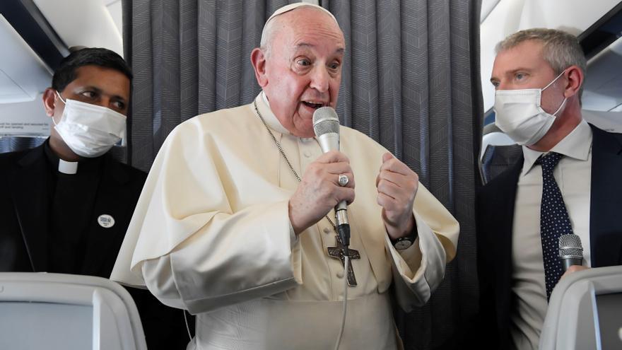 El Papa Francisco: &quot;Ignorar al hijo o la hija con tendencias homosexuales es una falta de maternidad y paternidad&quot;