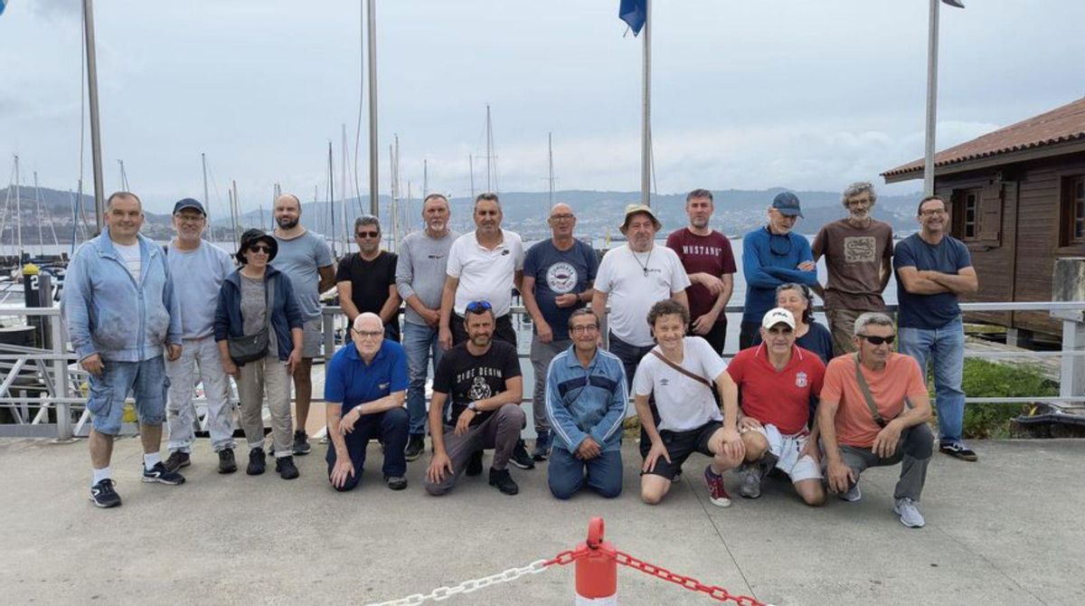 Foto de familiar de participantes en la limpieza. | S.Á.