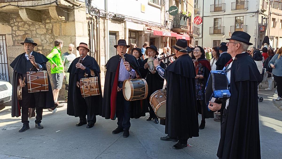 GALERÍA | Fermoselle celebra el Domingo de Resurrección