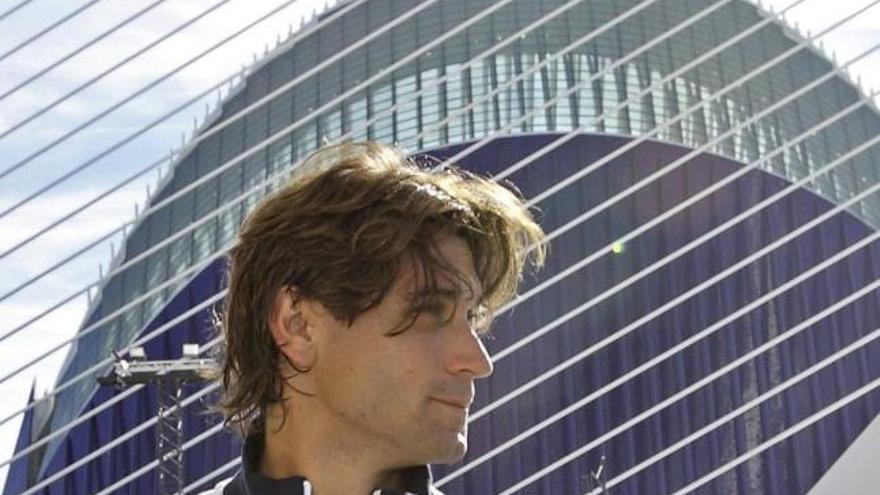 David Ferrer, hoy, delante del Ágora.