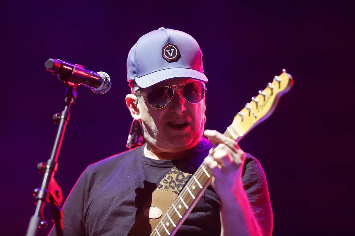 El concierto de Andrés Calamaro en la Axerquía, en imágenes