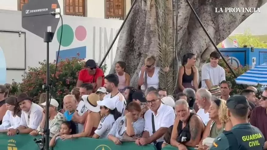 Autoridades y peregrinos en Teror en el Día del Pino 2026