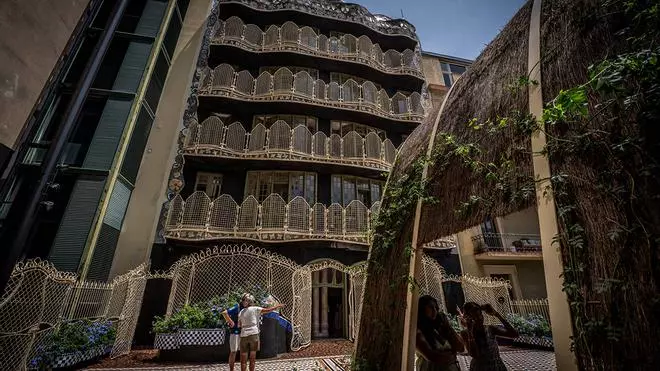 La Casa Batlló recupera sus colores originales