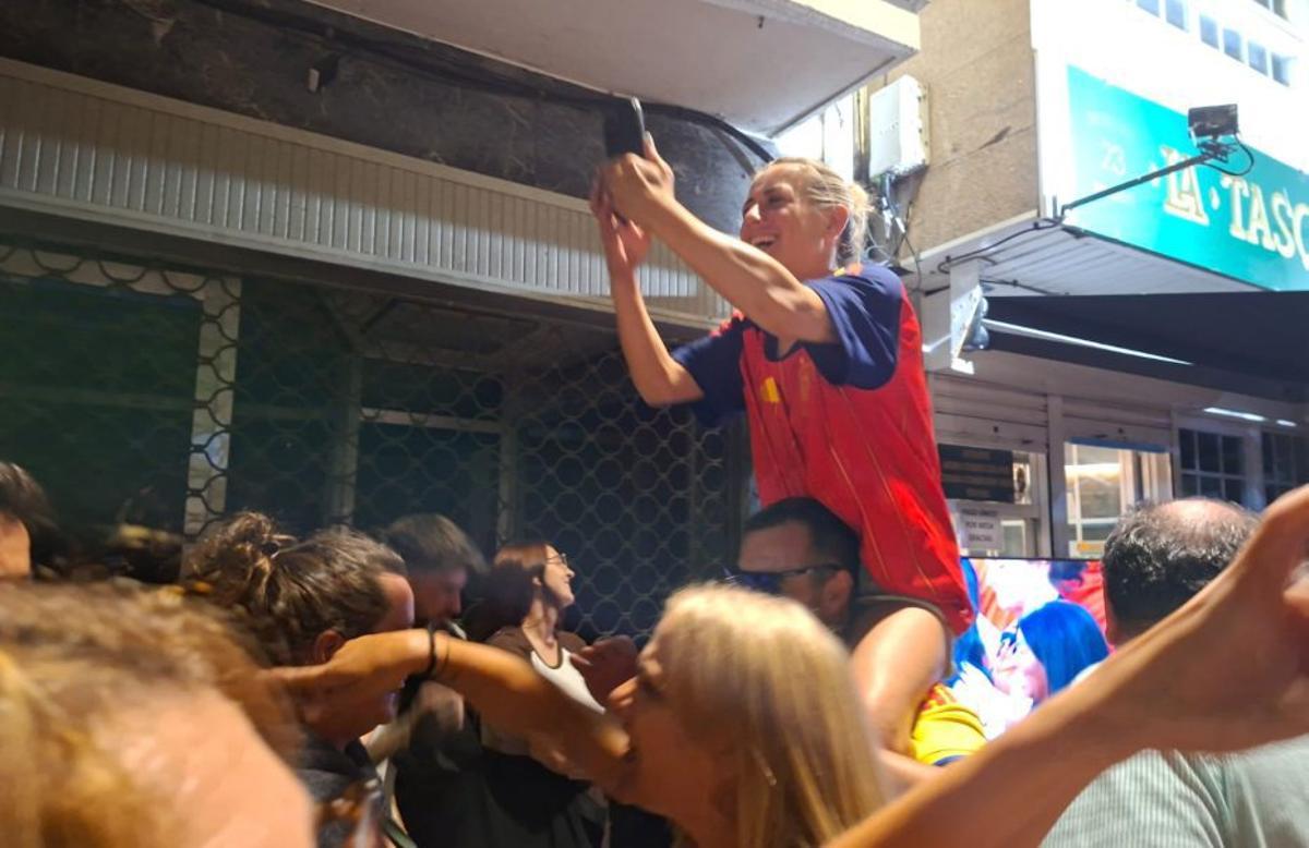 Otra imagen de la celebración en Eugenio Sequeiros. | J.C./C.G.