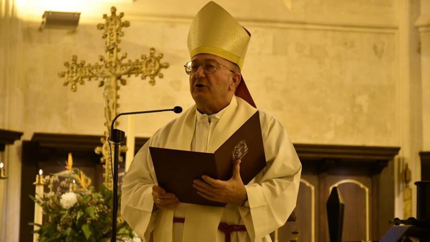 El nou bisbe de Solsona estén la mà als laics