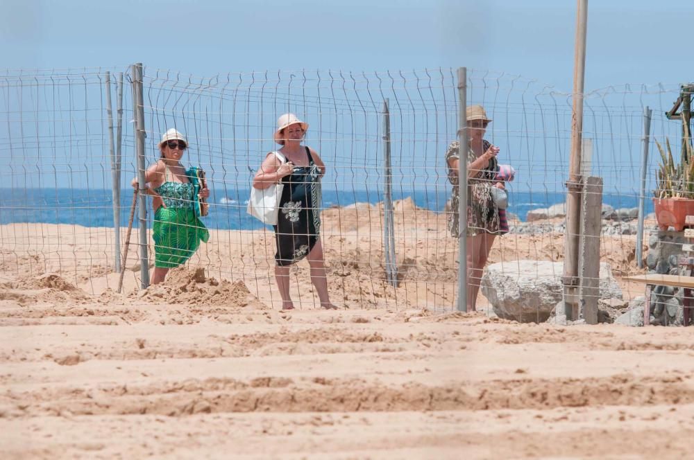 Afectados por la nueva playa de Tauro