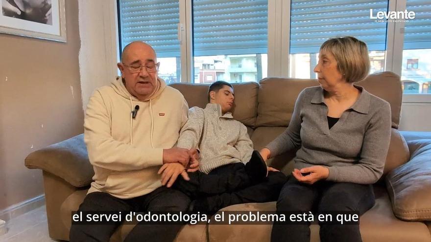 Pablo es usuario de la clínica dental especializada desde que era pequeño.