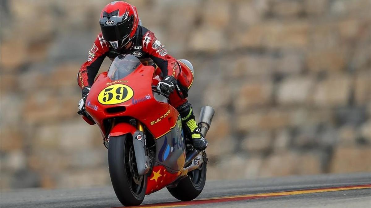 Marc Luna estrenó la nueva Bultaco de Moto2 en Motorland, en el FIM CEV Repsol.