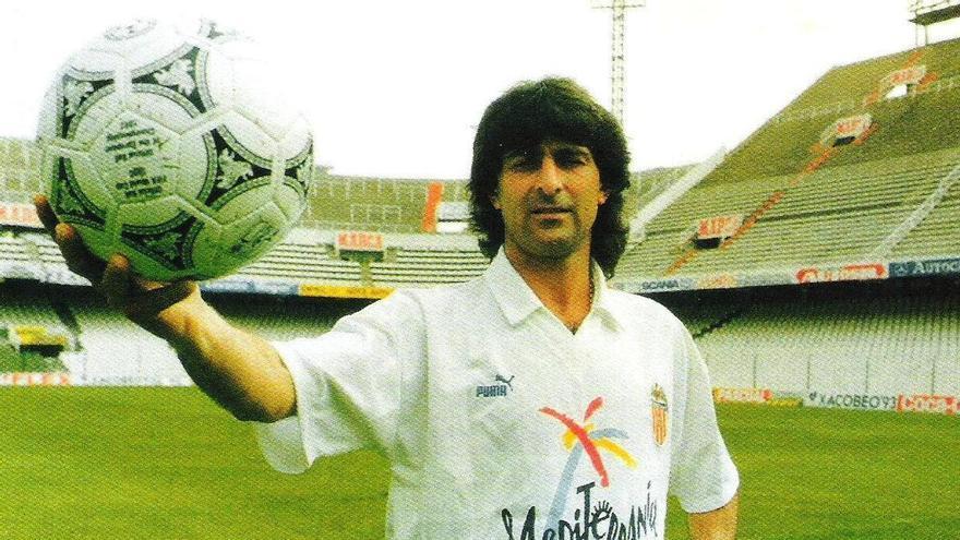 Confusión de Mendieta con Kempes en directo