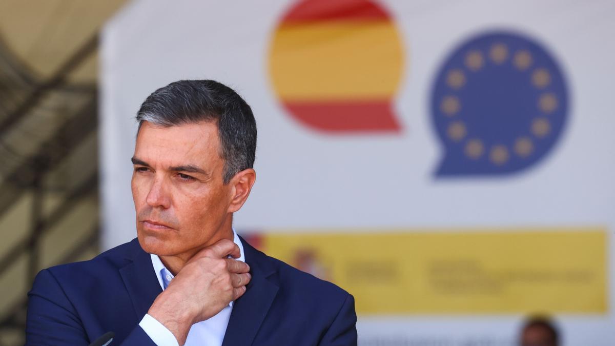 Pedro Sanchez durante su comparecencia en la base de Torrejon de Ardoz