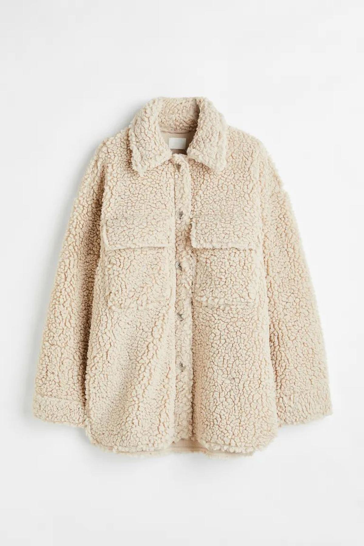 Chaqueta oversize borreguito de H&amp;M