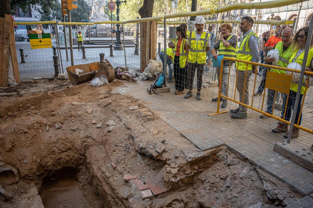 Encuentran restos arqueológicos de la época medieval en las obras de La Rambla