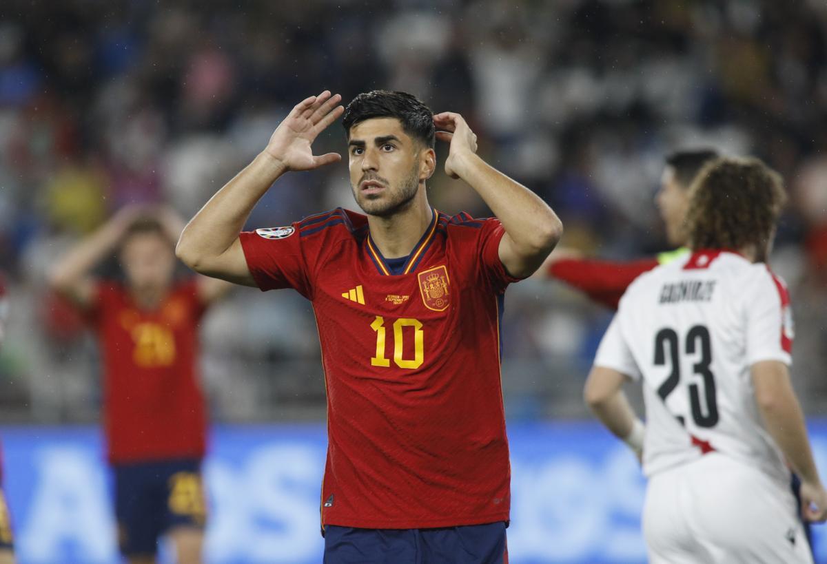 Tbilisi (Georgia), 08/09/2023.- Marco Asensio of Spain reacts during the UEFA Euro 2024 qualifying Group A soccer match between Georgia and Spain, in Tbilisi, Georgia, 08 September 2023. (España) EFE/EPA/DAVID MDZINARISHVILI