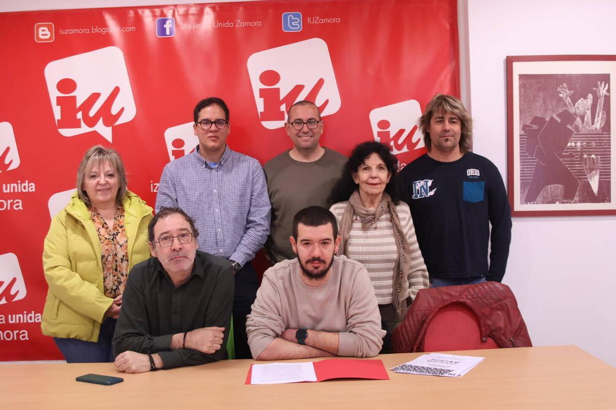 Ruenda de prensa IU. Manuel de la Fuente, Coordinador del Área de Juventud de IU y número 5 de la candidatura