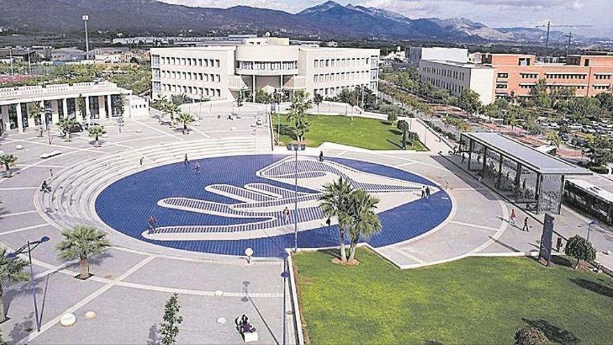 Imagen de la zona del Ágora de la Universitat Jaume I.