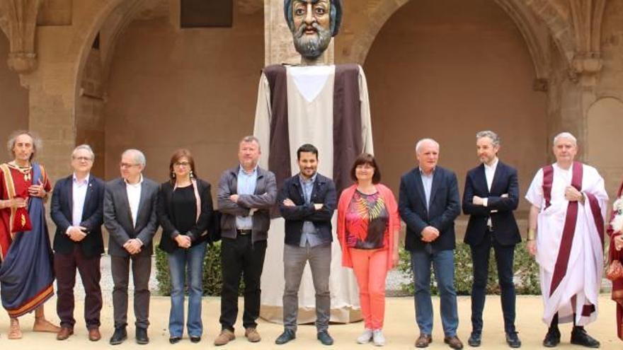 Un momento de la presentación de la capitalidad cultural de Sagunt y Potries, con el conseller y los alcaldes de ambos municipios