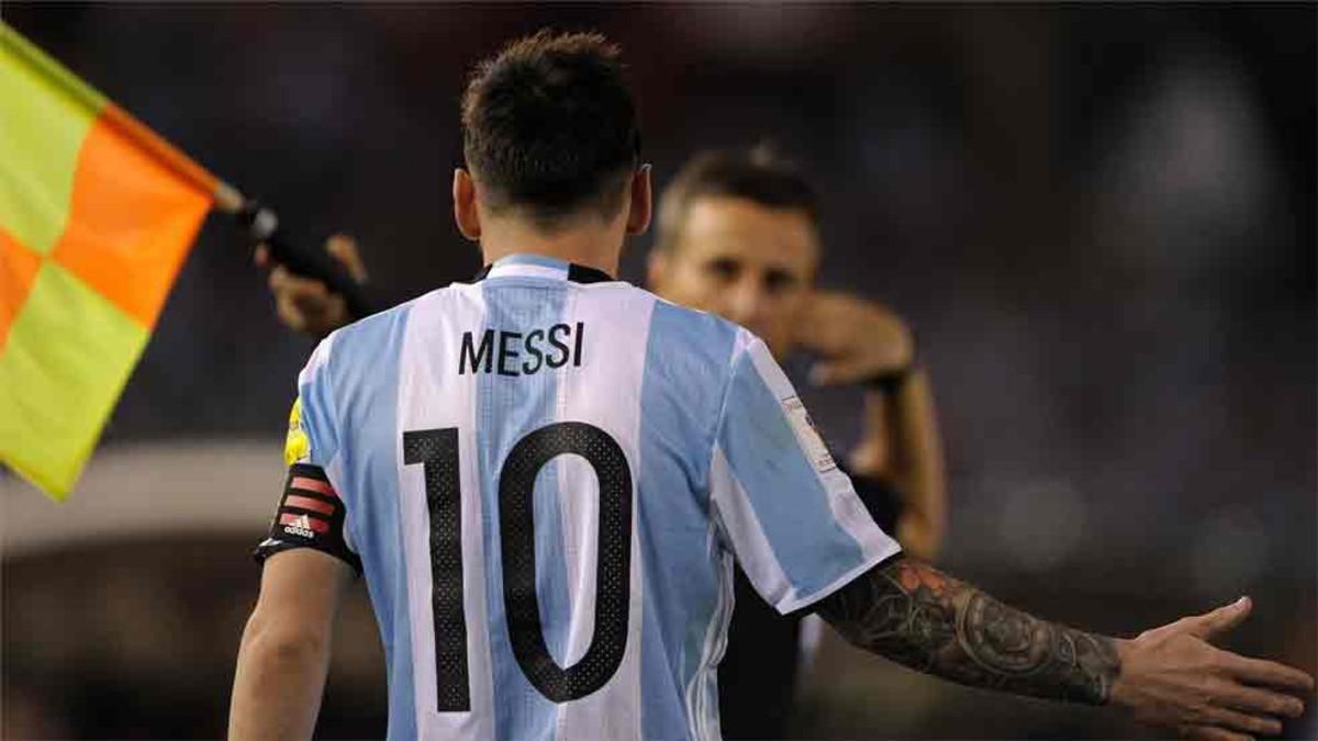 Messi fue sancionado por la FIFA
